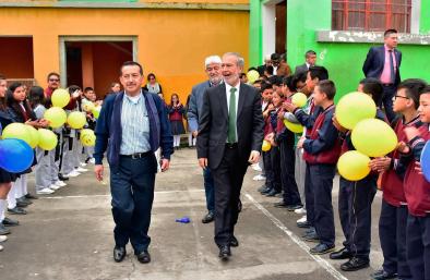 Alcalde de Pasto recibió homenaje durante la celebración de los 88 años de vida institucional de la IEM ITSIM Alcalde de Pasto recibió homenaje durante la celebración de los 88 años de vida institucional de la IEM ITSIM